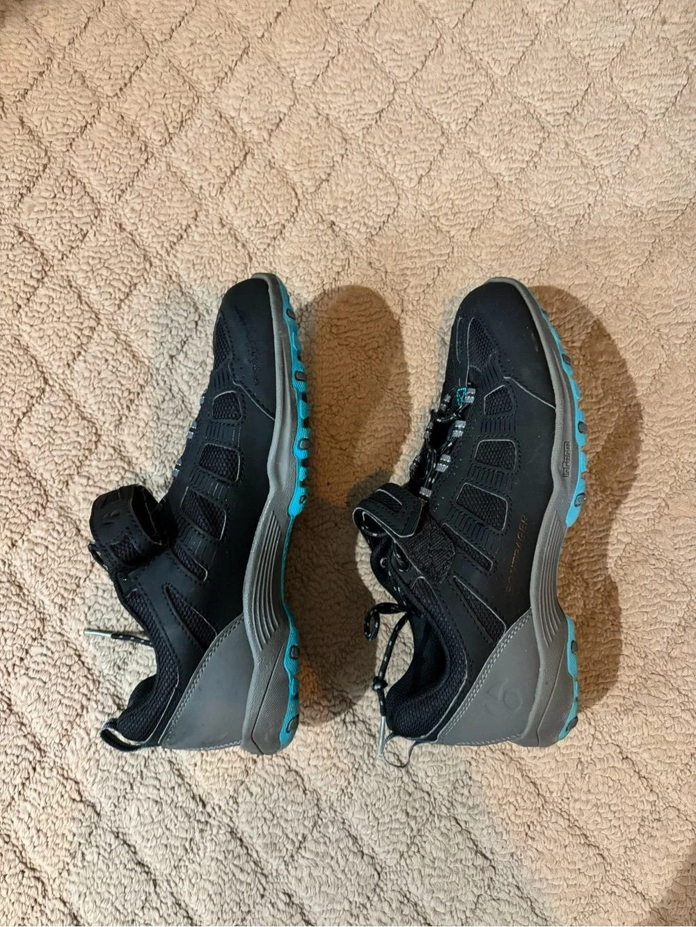 Women’s Bike-riding Shoes with clips. Black  with Teal Accent